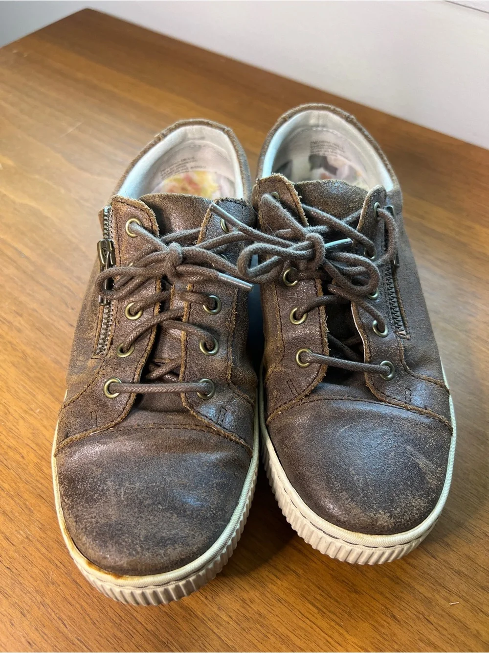 Born Distressed Brown Suede Lace-Up Zip Sneakers Loafers Women’s 7